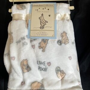 New- Soft Plush Fleece CLASSIC POOH & Hearts Baby BLANKET 30x40" - A.A. Milne